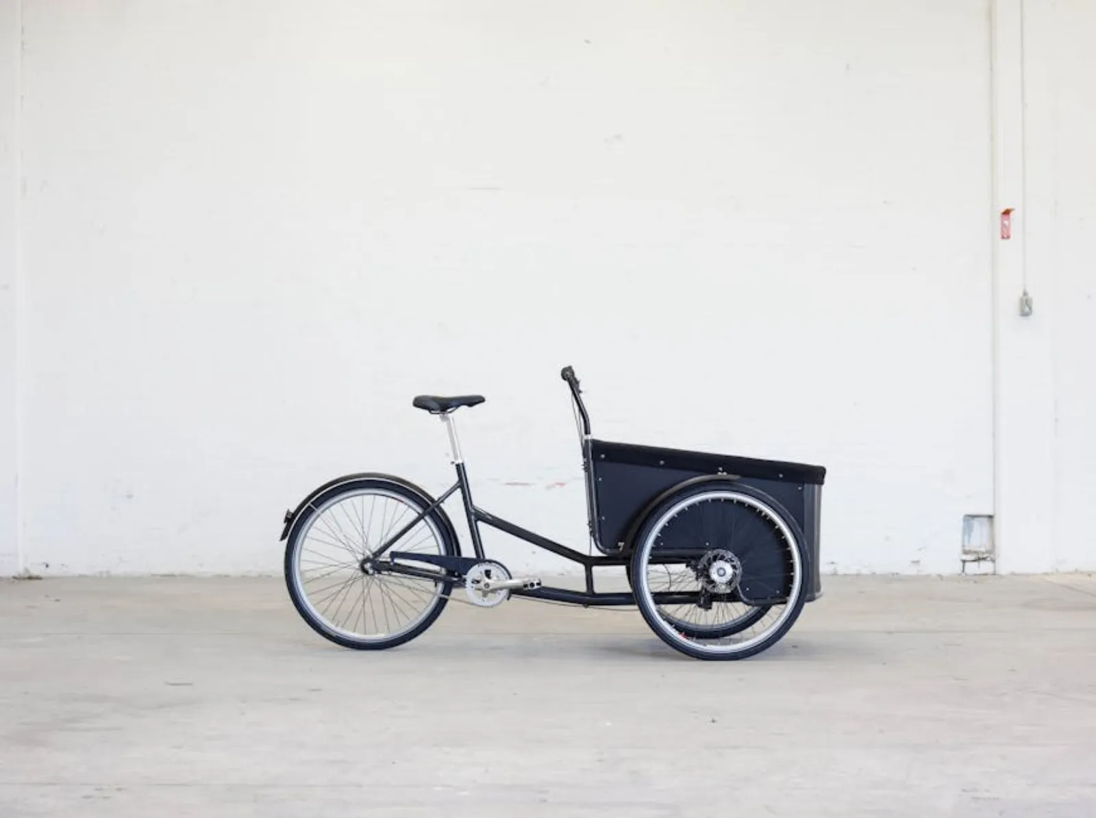 Babyskydd i lådcykel 2026: så åker bebis säkert från nyfödd